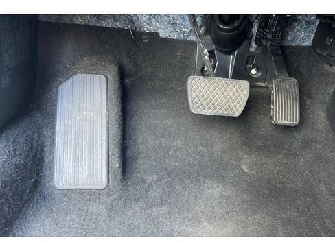 Used 2019 Honda Accord LX image 38