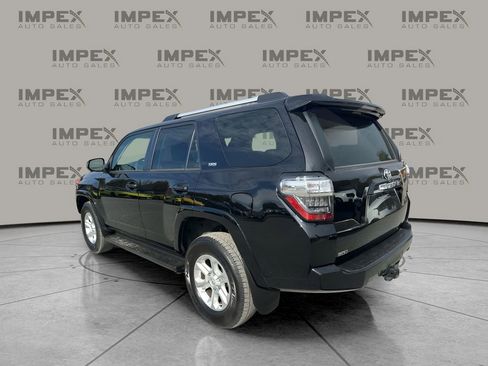 Used 2024 Toyota 4Runner SR5 image 3