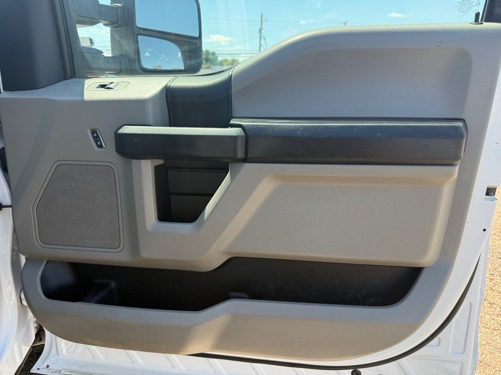 Used 2017 Ford F350 XL w/ Power Equipment Group AWD/4WD image 20