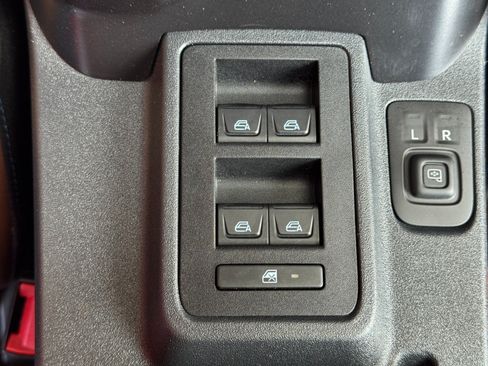 Used 2024 Ford Bronco Outer Banks AWD/4WD image 34