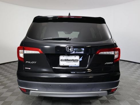 Used 2019 Honda Pilot Touring image 3