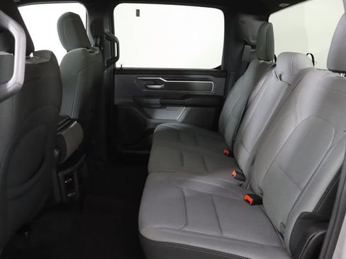 Used 2022 RAM 1500 Big Horn AWD/4WD image 16