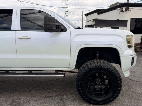 Used 2015 GMC Sierra 1500 SLT w/ SLT Crew Cab Value Package AWD/4WD image 18