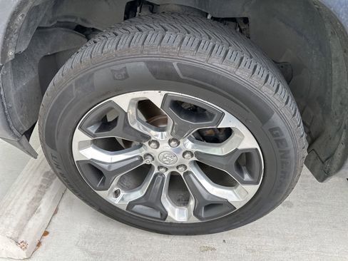 Used 2019 RAM 1500 Limited w/ Advanced Safety Group image 12