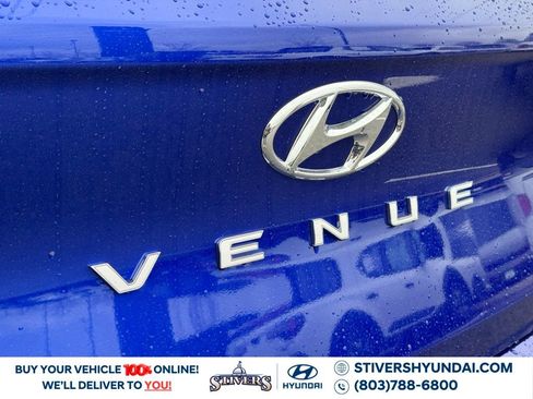New 2026 Hyundai Venue SE image 13