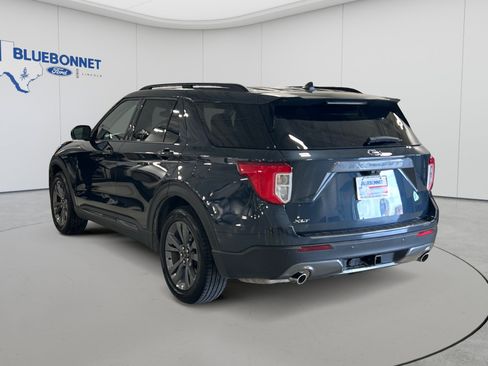Certified 2023 Ford Explorer XLT w/ Equipment Group 202A RWD image 7
