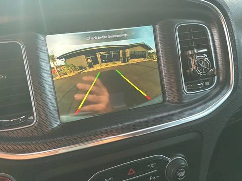 Used 2018 Dodge Charger SXT Plus RWD image 16