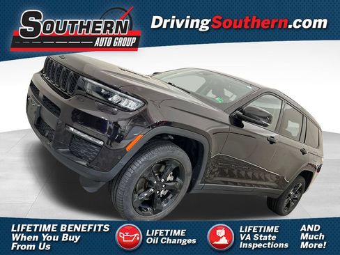 Used 2023 Jeep Grand Cherokee L Limited w/ Luxury Tech Group II AWD/4WD image 1