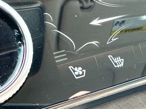 Used 2023 Genesis GV80 3.5T Advanced + image 22