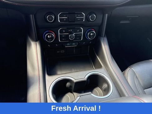 Used 2023 Chevrolet Suburban RST w/ Luxury Package image 8