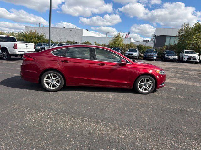 Used 2018 Ford Fusion SE w/ Fusion SE Technology Package FWD image 20
