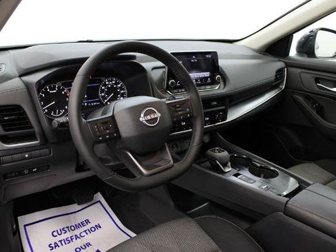 Certified 2026 Nissan Rogue SV FWD image 15
