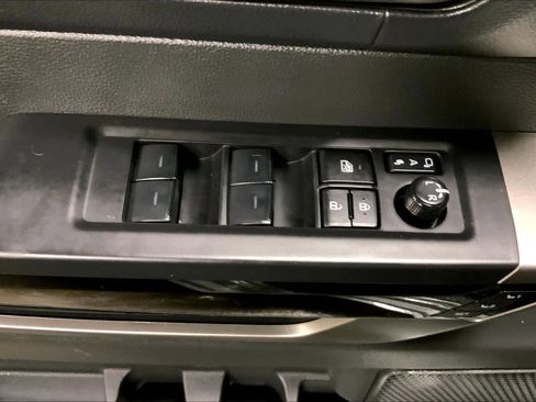 Used 2024 Toyota Tundra Limited image 35