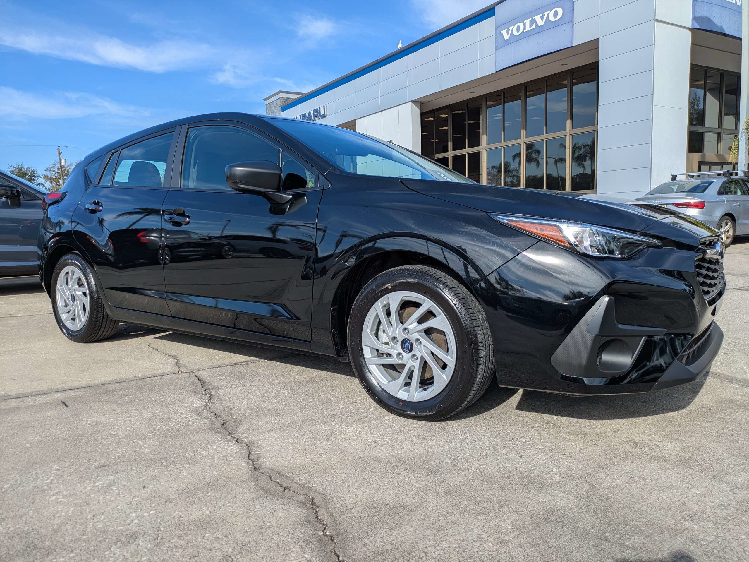 Used 2025 Subaru Impreza 2.0i AWD/4WD image 2