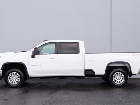 Used 2024 Chevrolet Silverado 3500 LT image 23