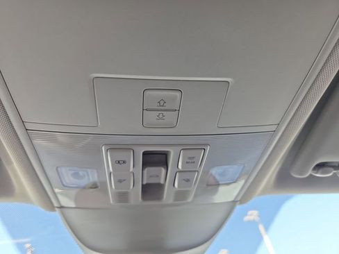 New 2025 Volkswagen Taos SEL image 31