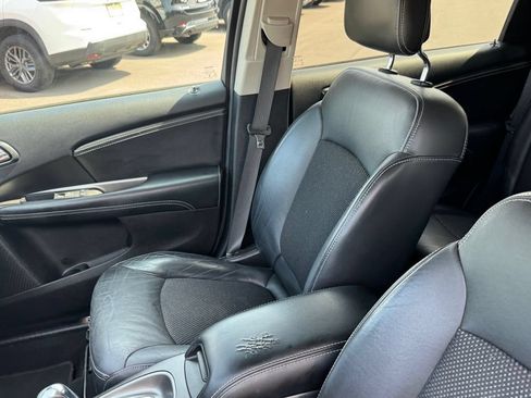 Used 2018 Dodge Journey Crossroad FWD image 7
