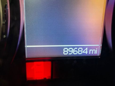 Used 2012 RAM 1500 Laramie w/ Protection Group image 10