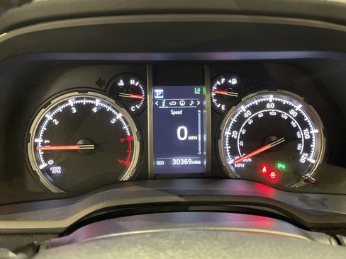 Used 2024 Toyota 4Runner Limited image 27