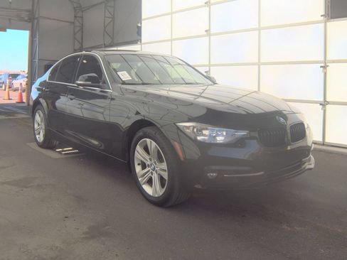 Used 2017 BMW 330i xDrive Sedan w/ Driver Assistance Package AWD/4WD image 3
