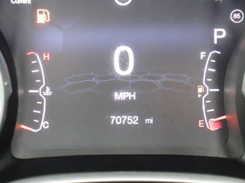 Used 2018 Jeep Compass Limited w/ Navigation Group image 11