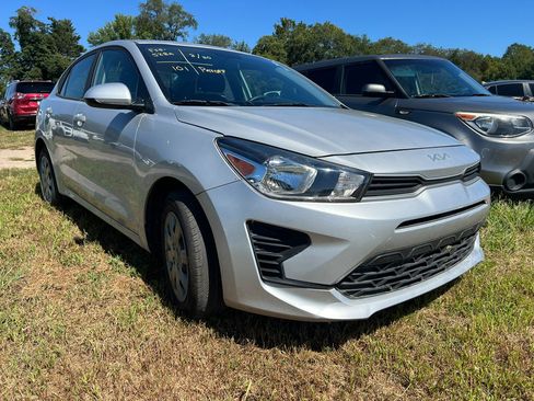 Used 2022 Kia Rio LX image 7