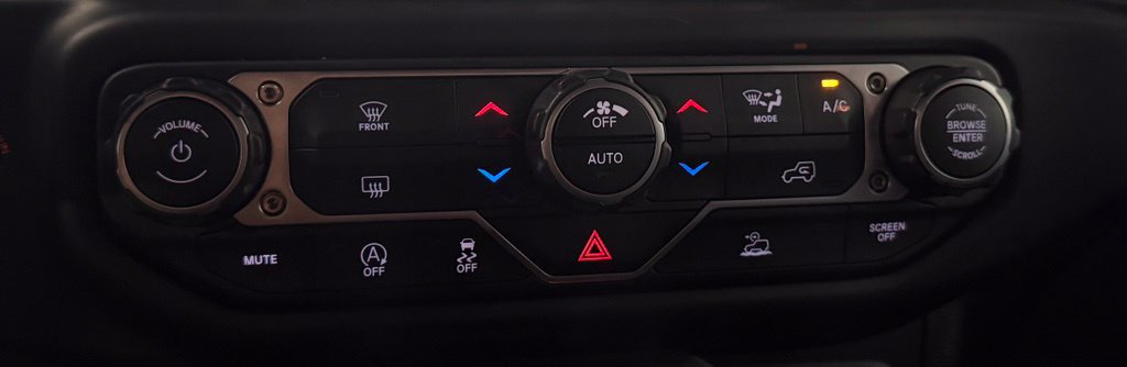 Used 2023 Jeep Wrangler Sport AWD/4WD image 20