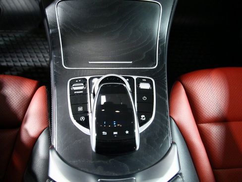 Used 2019 Mercedes-Benz GLC 300 4MATIC Coupe image 22