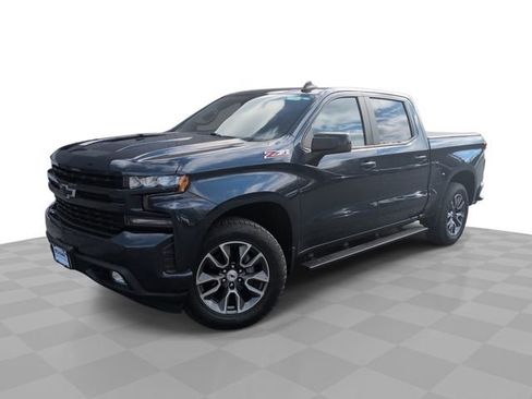 Used 2021 Chevrolet Silverado 1500 RST image 1