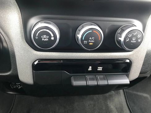 Used 2021 RAM 1500 Tradesman image 27