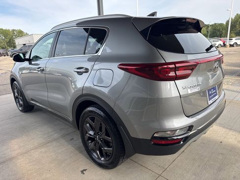 Used 2020 Kia Sportage S image 5