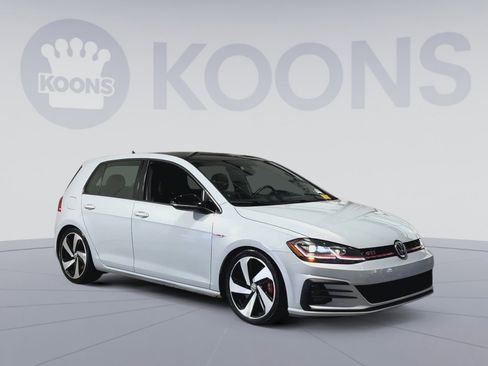 Used 2019 Volkswagen GTI SE w/ SE Experience Package FWD image 2