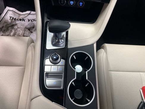 Used 2026 Genesis G70 2.5T image 16