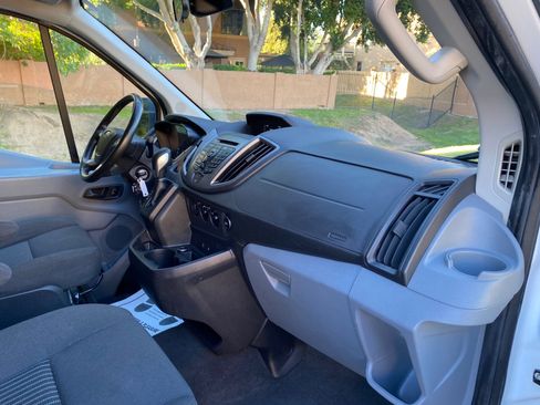 Used 2016 Ford Transit 350 XL image 43