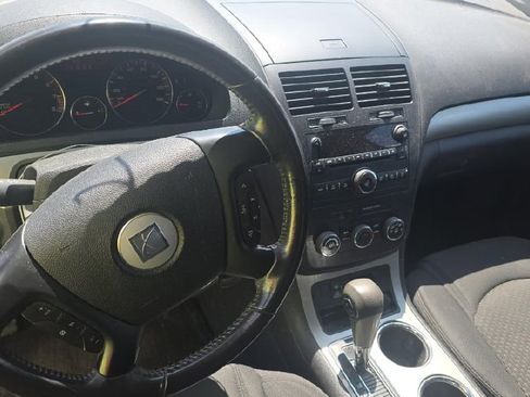 Used 2009 Saturn Outlook XE w/ Preferred Package image 8