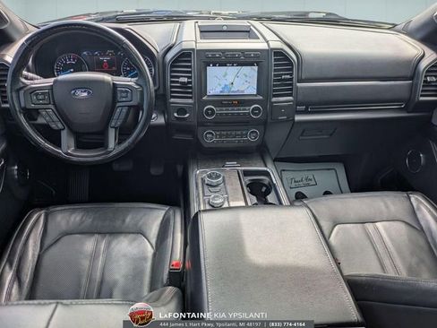Used 2018 Ford Expedition Limited w/ Equipment Group 301A AWD/4WD image 28