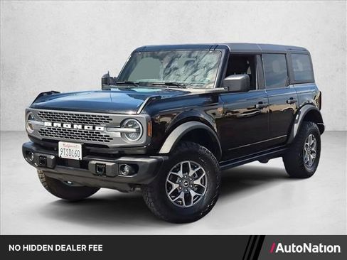 Used 2025 Ford Bronco Badlands AWD/4WD image 1