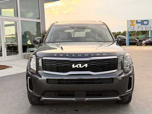 Used 2022 Kia Telluride S AWD/4WD image 6