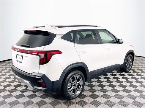 Used 2024 Kia Seltos S image 8