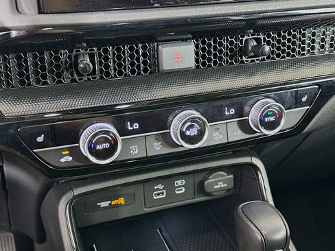 Used 2025 Honda CR-V EX-L image 23