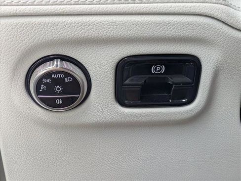 Certified 2023 Mercedes-Benz EQE 350+ SUV image 13