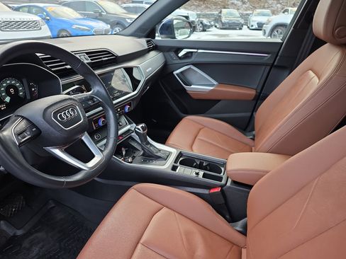 Used 2023 Audi Q3 2.0T Premium Plus image 21