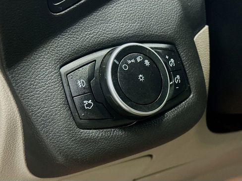 Used 2016 Ford Escape SE w/ SE Leather Comfort Package image 12