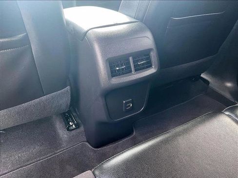 Certified 2024 Chevrolet Equinox RS image 25