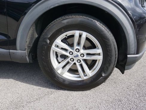 Used 2020 Ford Explorer XLT w/ Equipment Group 202A image 15