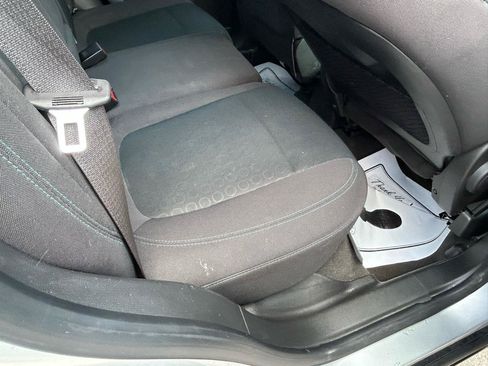 Used 2016 Chevrolet Trax LS FWD image 12