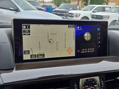Used 2019 Lexus LX 570 4WD w/ Luxury Package image 19