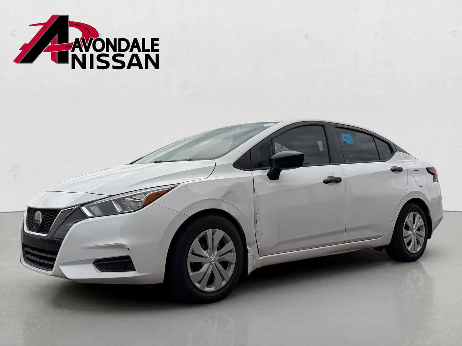 Used 2020 Nissan Versa S FWD image 2