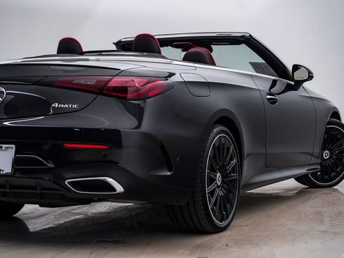 Used 2024 Mercedes-Benz CLE 450 4MATIC Cabriolet image 12