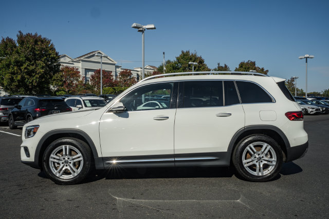 Certified 2023 Mercedes-Benz GLB 250 4MATIC w/ Premium Package image 4